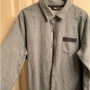 Nice North Face shirt! Woman’s